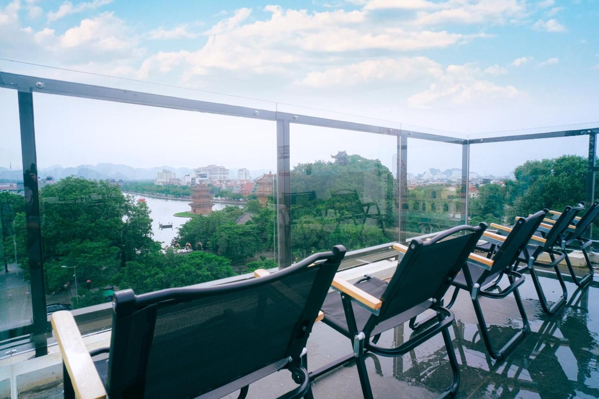Milan Hotel Ninh Binh Esterno foto