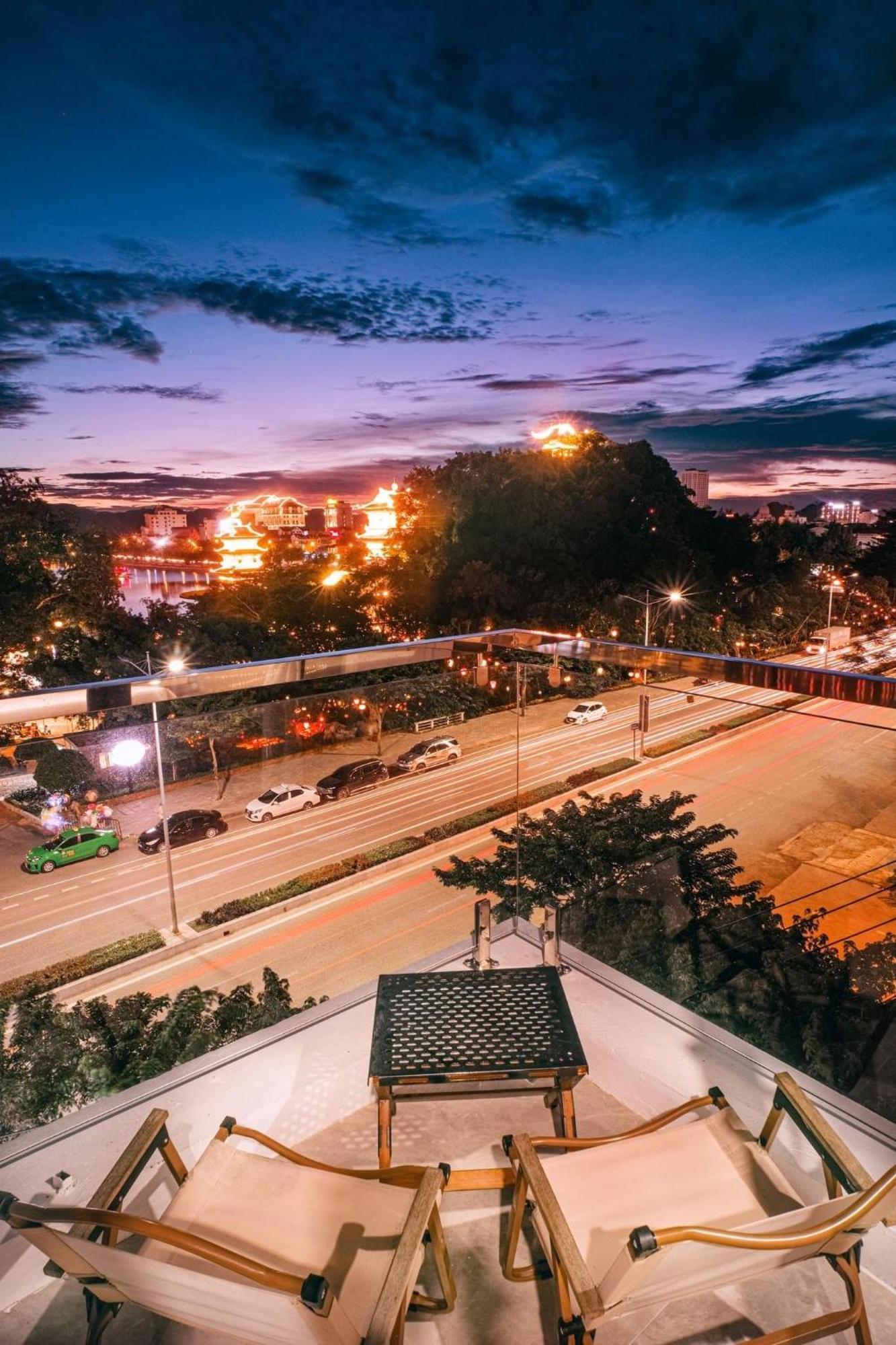 Milan Hotel Ninh Binh Esterno foto