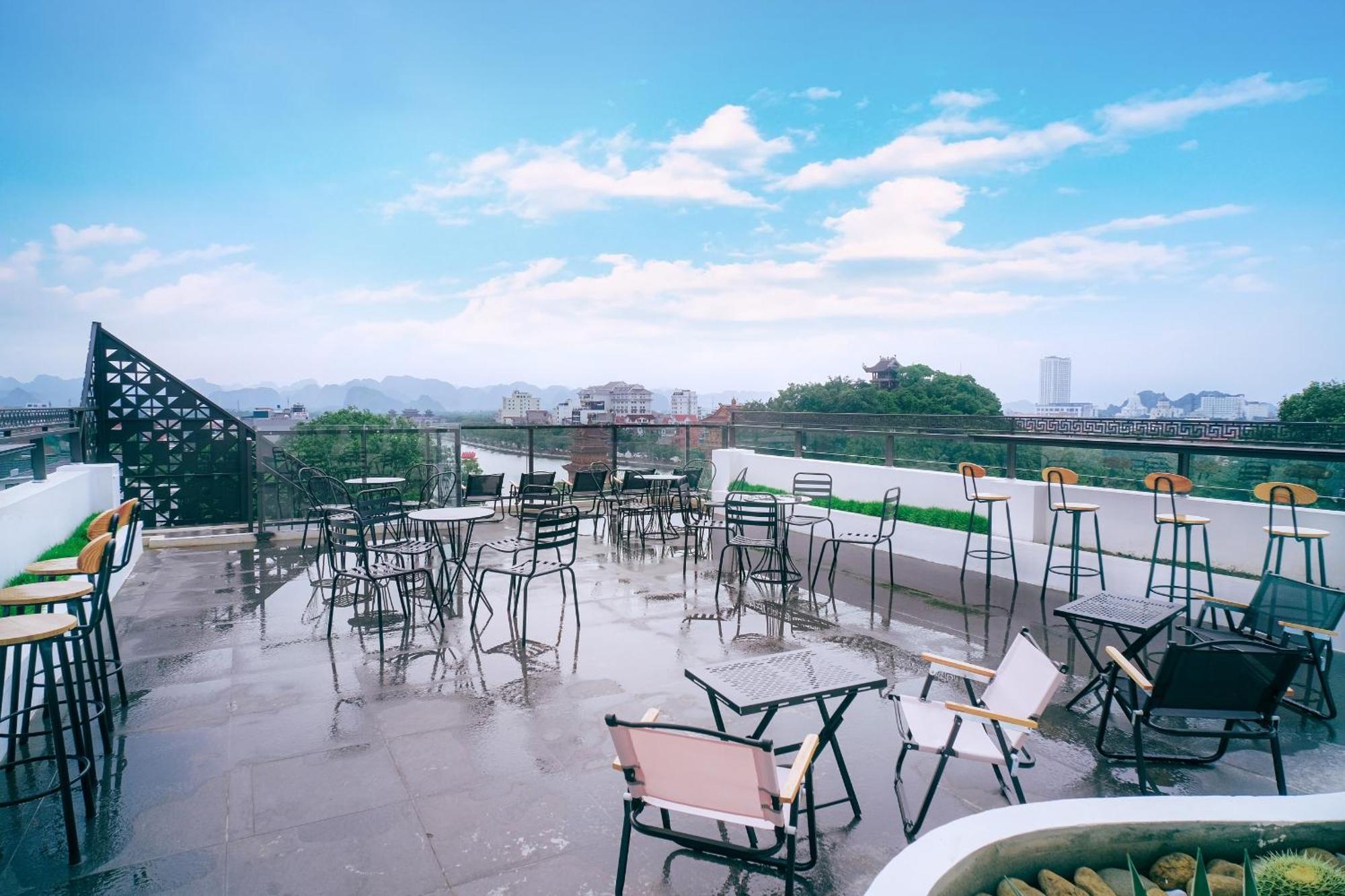 Milan Hotel Ninh Binh Esterno foto